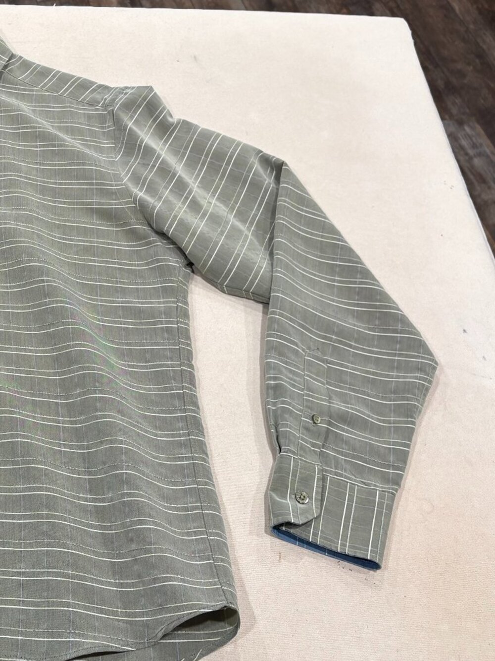 Green Ted Baker London button up long sleeved green/white shirt Size Medium - Picture 2 of 4